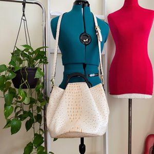 Plastic handle ostrich print bucket bag cream/ light tan